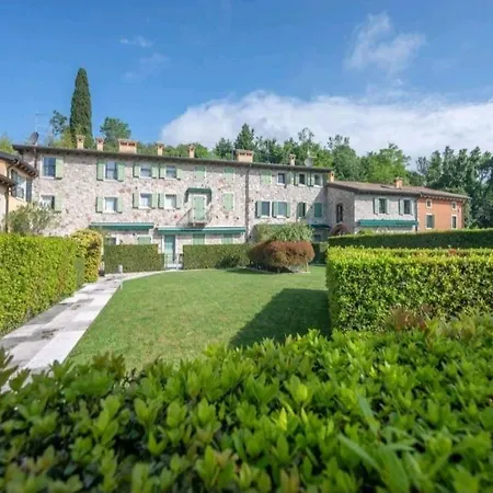 With Pool, 5 Minutes From The Lake! Appartamento *